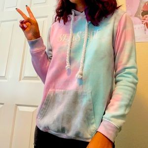 Seaside tie dye